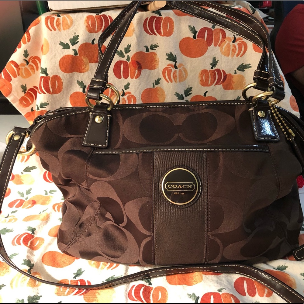 Coach Signature Jacquard retired chocolate purse
